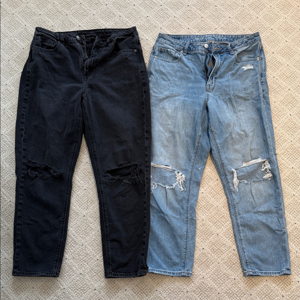 2 MOM JEANS SIZE 8 American Eagle Outfitters Black and Blue Ripped Cropped Jeans
